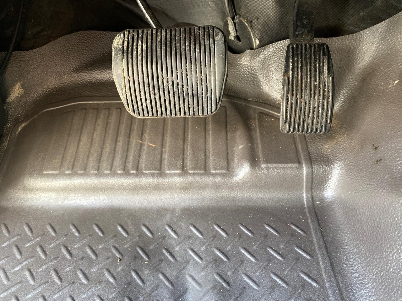 2010 Ford F-150 4 DR CREW XL LOW MILES 34,625 Pompano Beach FL