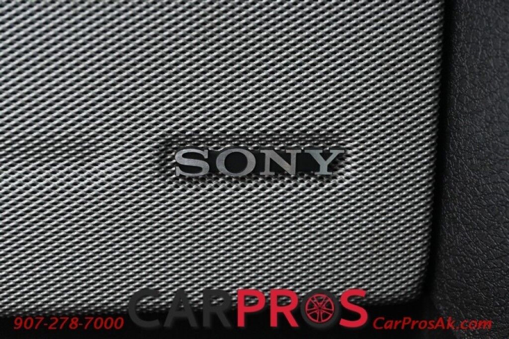 2010 Ford F-150 Lariat - 5.4L V8 - 4X4 - Auto Start - Power Leather Heated/Cooled Seats - Power Moonroof - Rear View Camera - Rear Part Assist - Power Heated Side Mirrors - Bed Liner - Tow Package - 1 Owner Anchorage AK