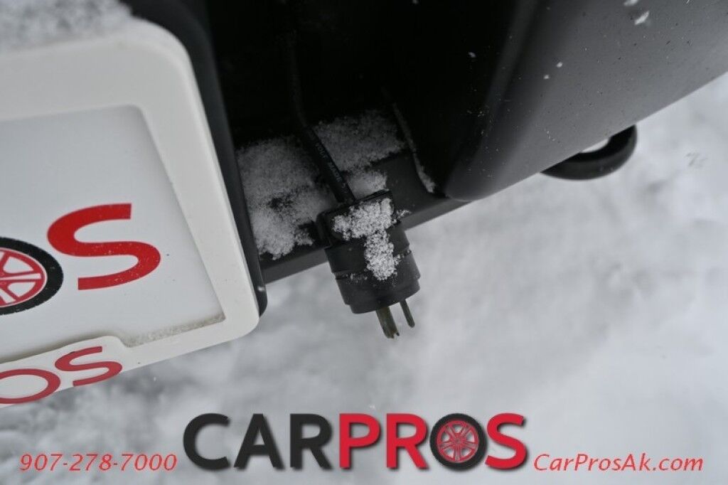 2010 Ford F-150 Lariat - 5.4L V8 - 4X4 - Auto Start - Power Leather Heated/Cooled Seats - Power Moonroof - Rear View Camera - Rear Part Assist - Power Heated Side Mirrors - Bed Liner - Tow Package - 1 Owner Anchorage AK