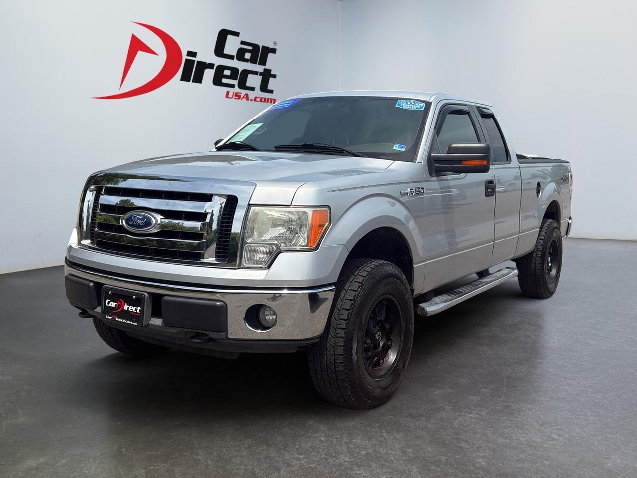 2010 Ford F-150 XLT, RUNNING BOARDS, TOW PACKAGE, LIFTED, AUX PORT, KEYLESS ENTRY, POWER MIRRORS WITH TURN SIGNALS, LOW MILES, CLEAN CARFAX, THIS TRUCK IS STILL READY TO RIDE!