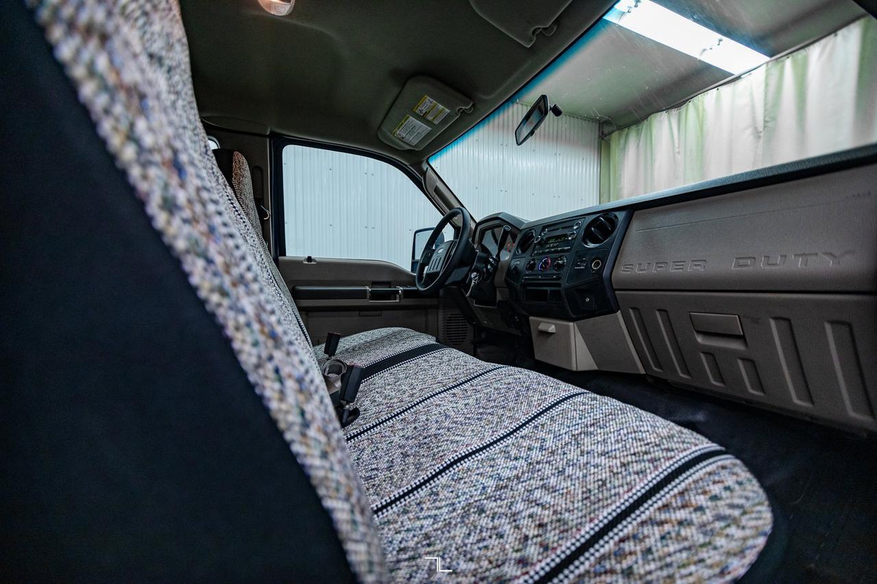 2010 Ford F-250 4x4 Super Cab XL Tommy Gate Red Deer AB