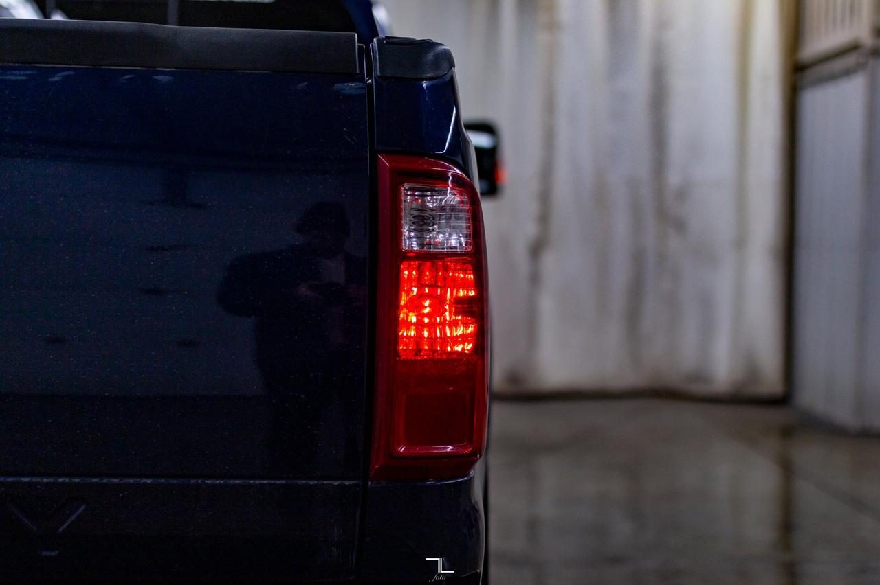 2010 Ford F-250 4x4 Super Cab XLT Longbox Red Deer AB