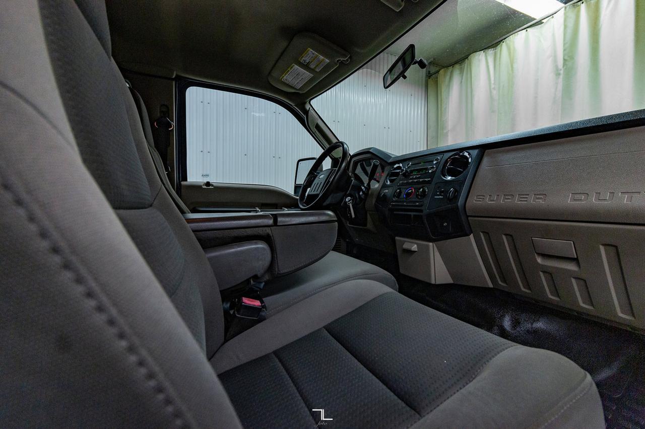 2010 Ford F-250 4x4 Super Cab XLT Longbox Red Deer AB