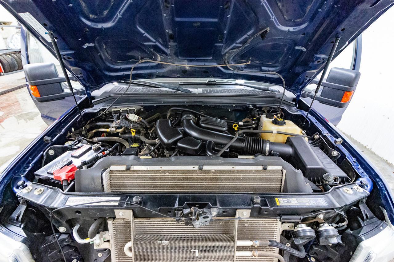 2010 Ford F-250 4x4 Super Cab XLT Longbox Red Deer AB