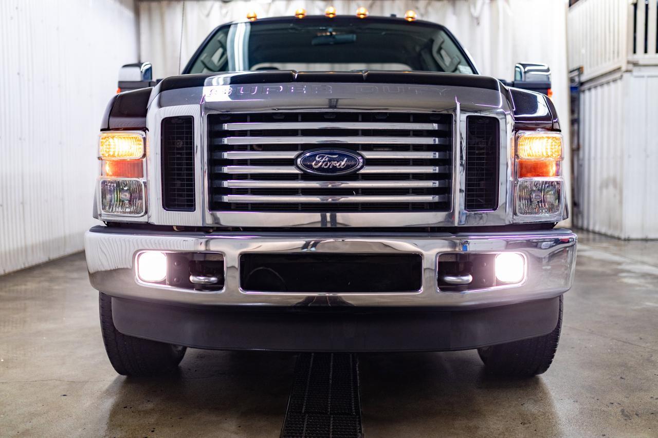 2010 Ford F-250 4x4 Super Cab XLT Short Box Red Deer AB