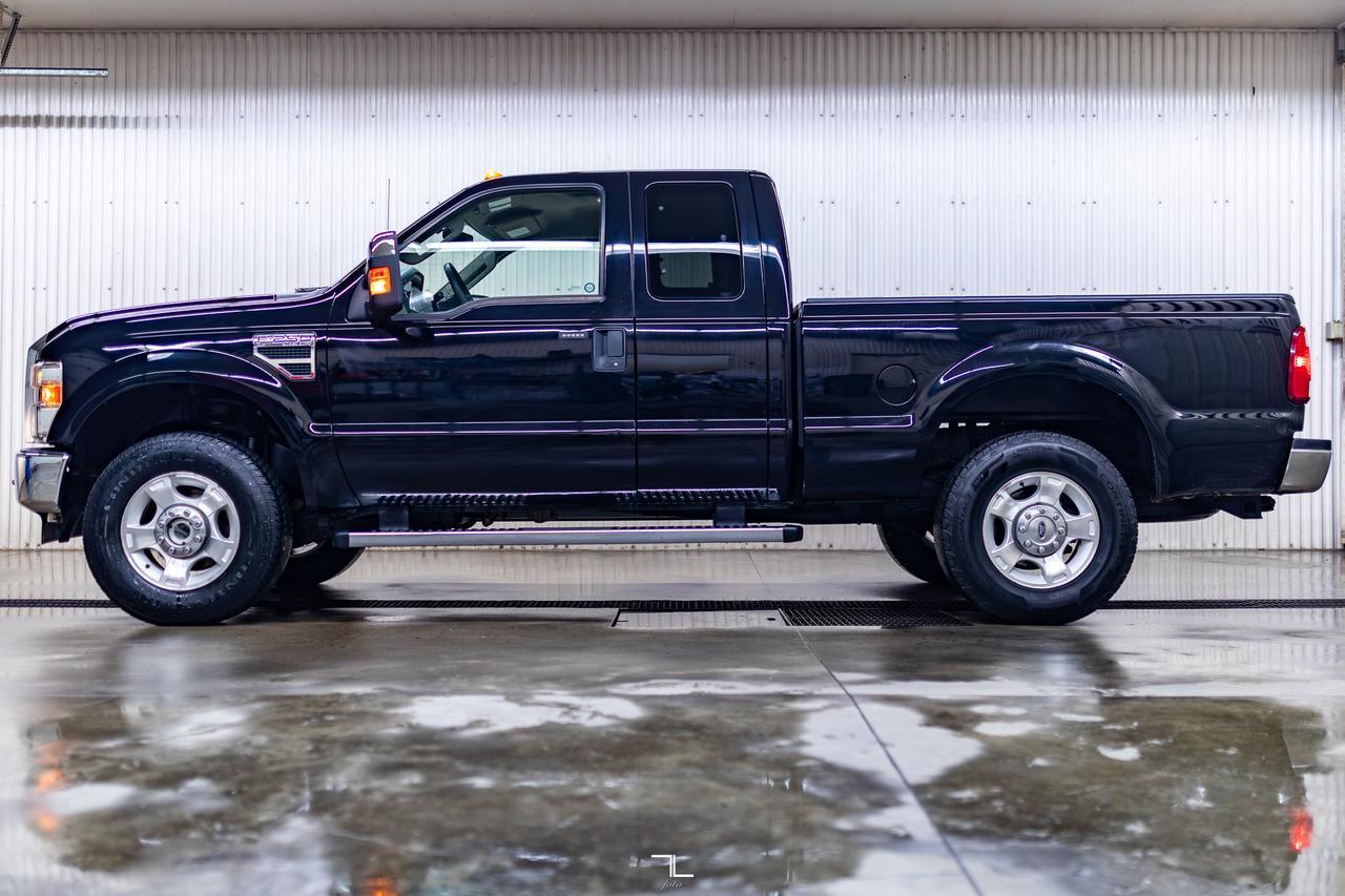 2010 Ford F-250 4x4 Super Cab XLT Short Box Red Deer AB