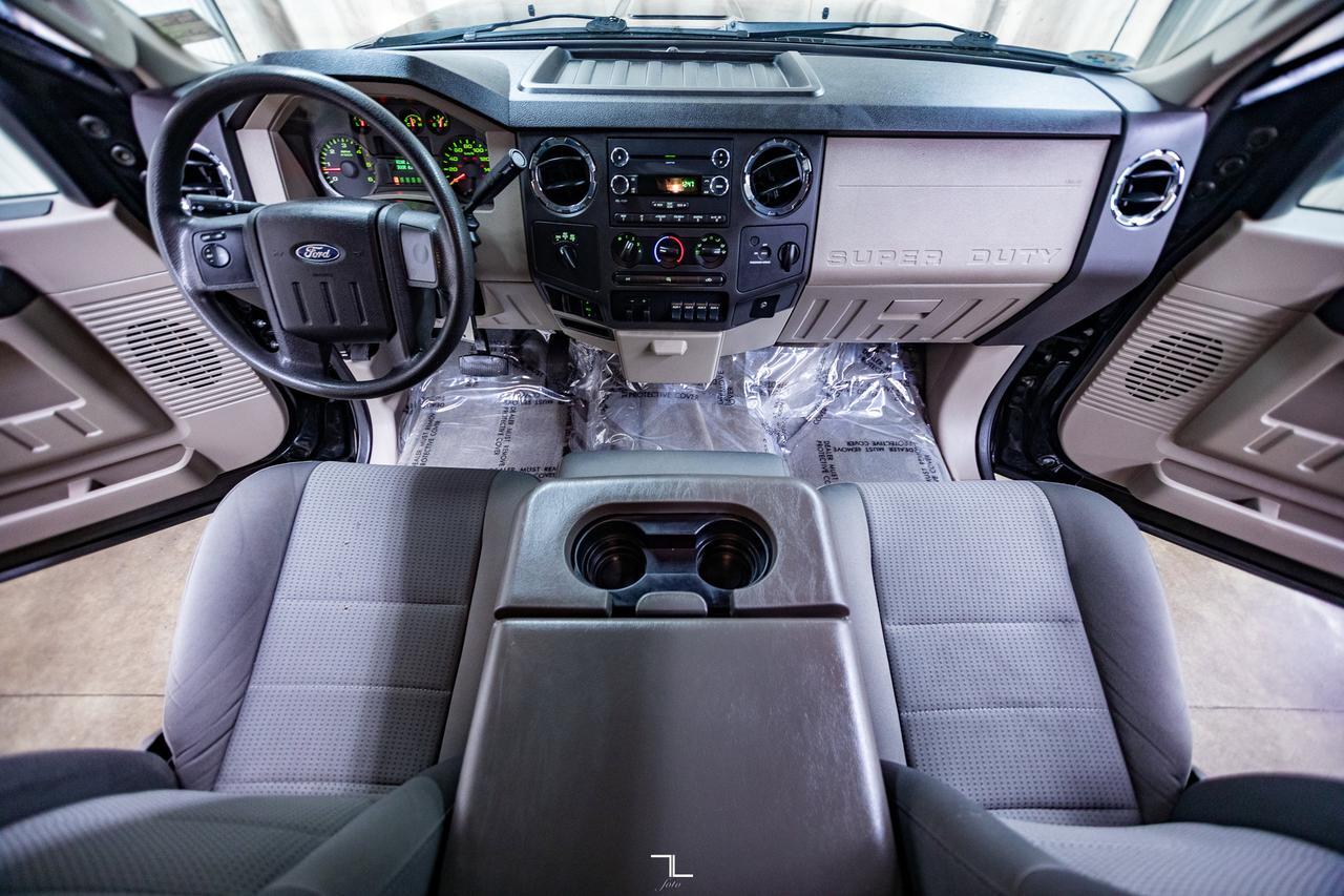 2010 Ford F-250 4x4 Super Cab XLT Short Box Red Deer AB