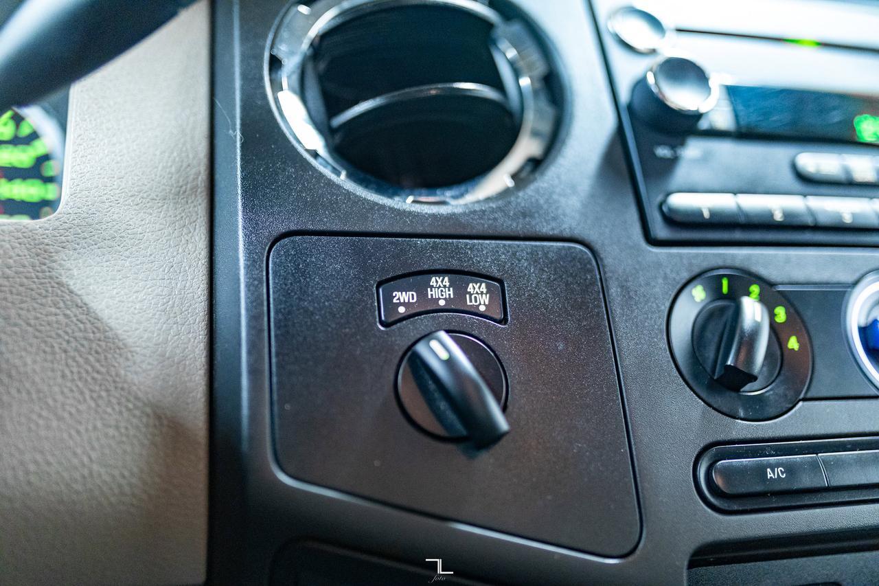 2010 Ford F-250 4x4 Super Cab XLT Short Box Red Deer AB