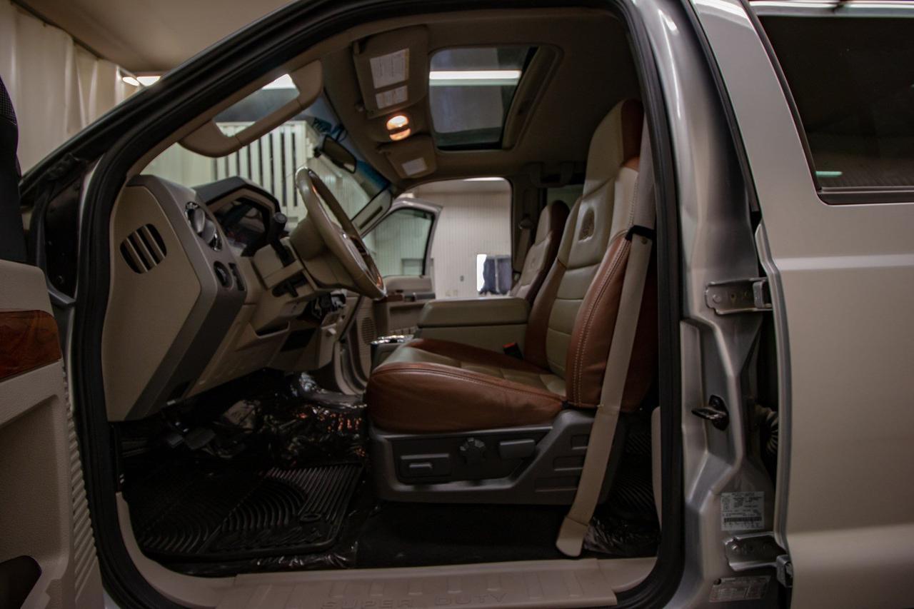 2010 Ford F-350 4x4 Crew Cab Cabela's Diesel Leather Roof Nav Red Deer AB