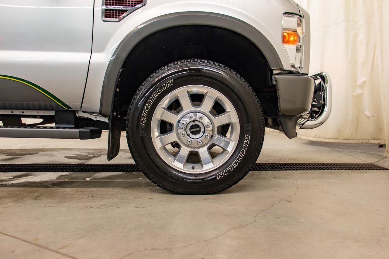 2010 Ford F-350 4x4 Crew Cab Cabela&apos;s Diesel Leather Roof Nav Red Deer AB