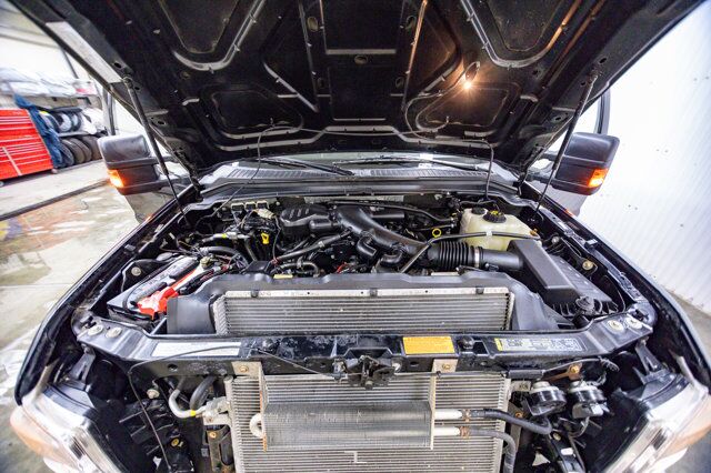 2010 Ford F-350 4x4 Crew Cab Lariat FX4 Leather Nav BCam Red Deer AB