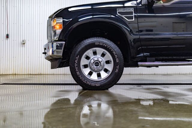 2010 Ford F-350 4x4 Crew Cab Lariat FX4 Leather Nav BCam Red Deer AB