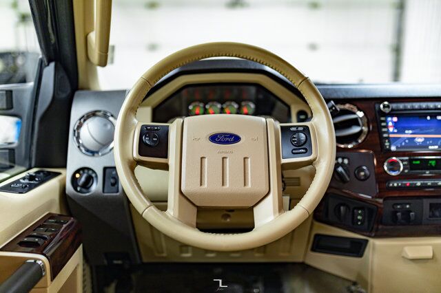 2010 Ford F-350 4x4 Crew Cab Lariat FX4 Leather Nav BCam Red Deer AB