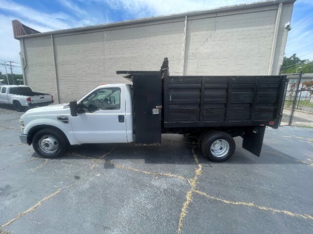 2010 Ford F-350 Chassis XLT
