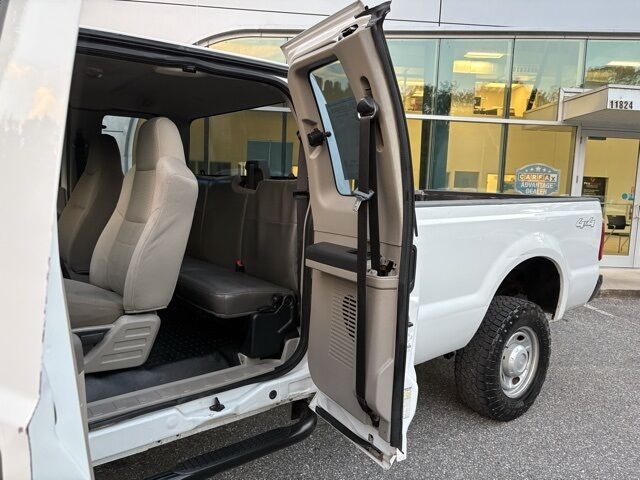2010 Ford F-350 photo 15