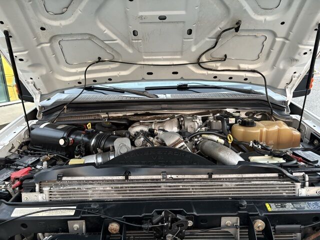 2010 Ford F-350 photo 24