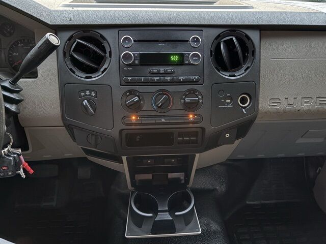 2010 Ford F-350 photo 11