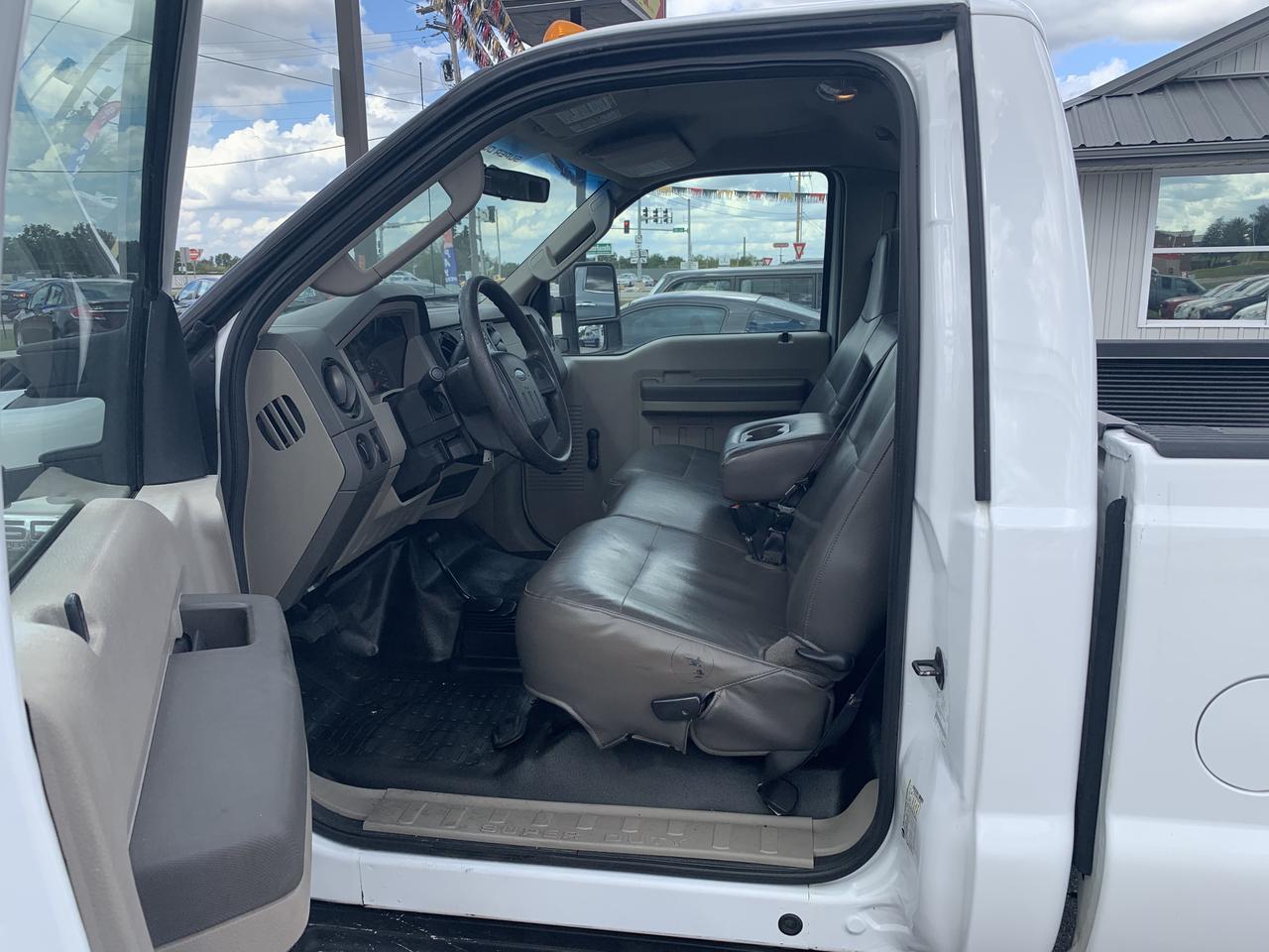 2010 Ford F250 Super Duty Regular Cab XL Pickup 2D 8 ft Aurora MO