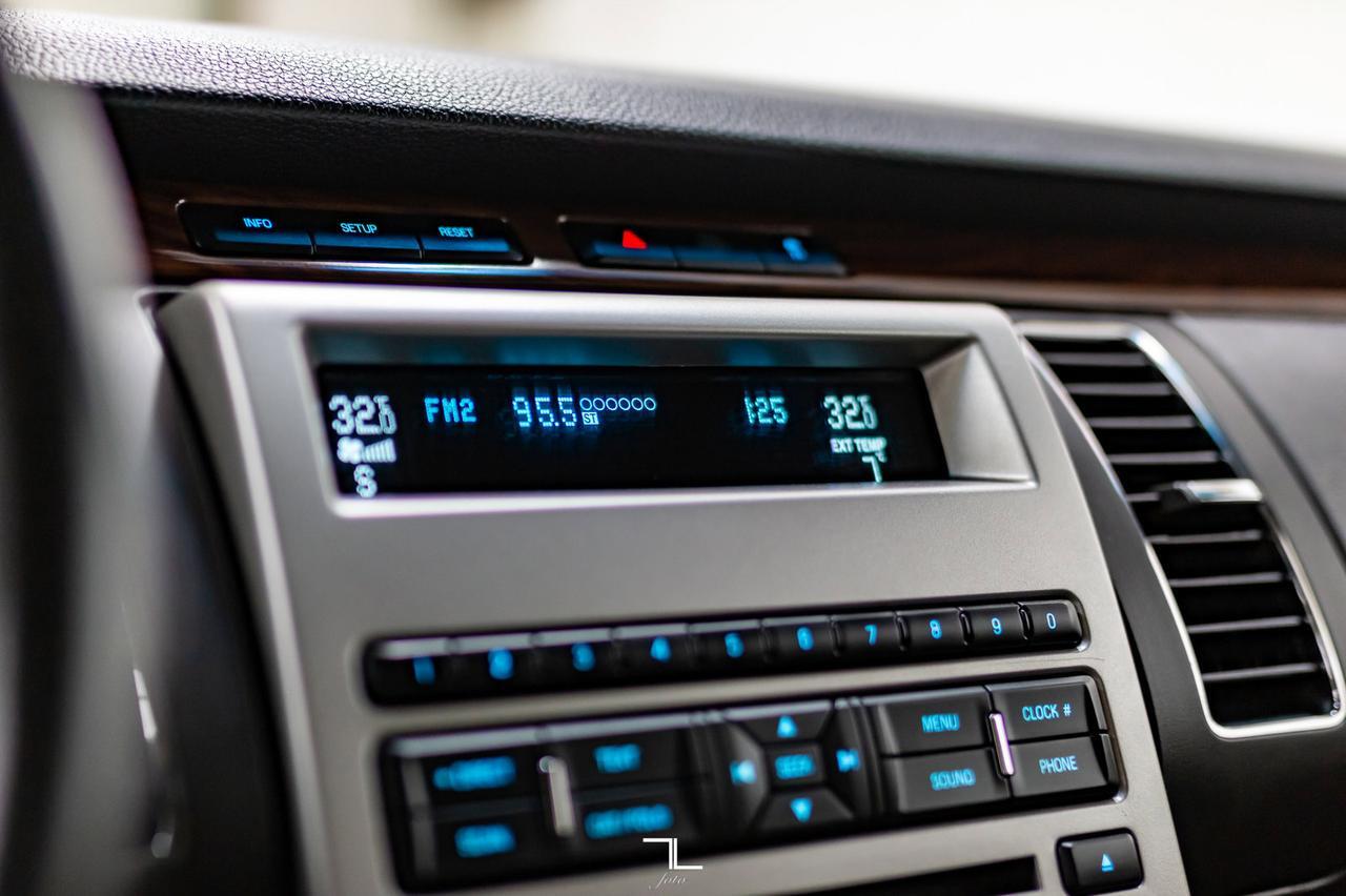 2010 Ford Flex AWD SEL 3rd Row Heated Seats Red Deer AB