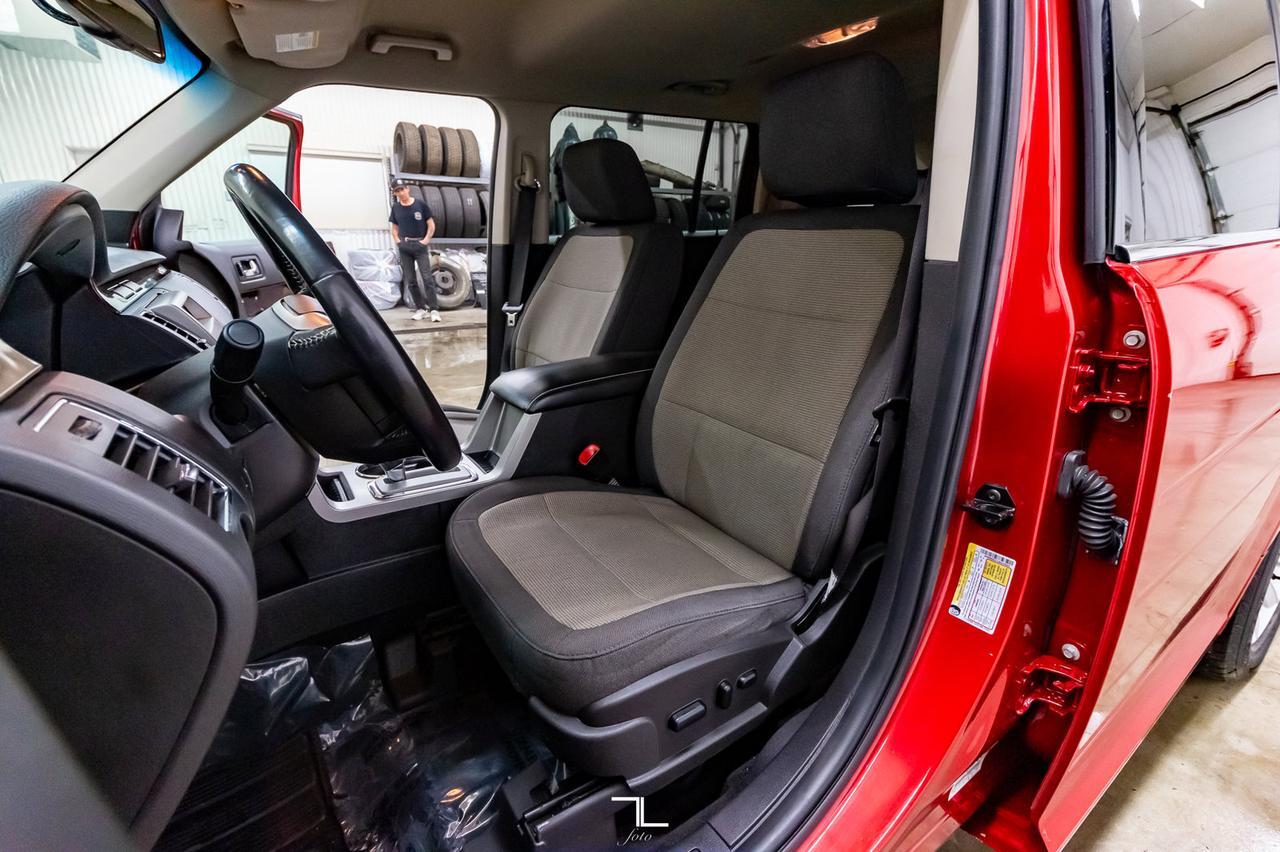 2010 Ford Flex AWD SEL 3rd Row Heated Seats Red Deer AB