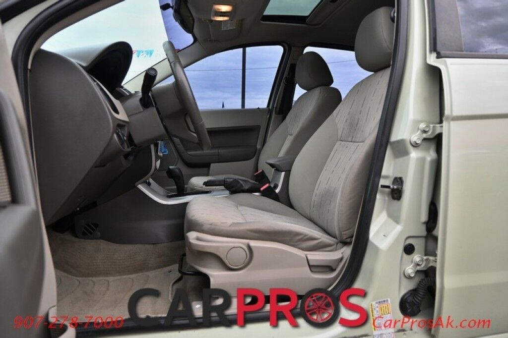 2010 Ford Focus SE - 2.0L - Automatic - Power Windows & Door Locks - Keyless Entry - Premium Sound System - Power Moonroof - Fog Lights Anchorage AK