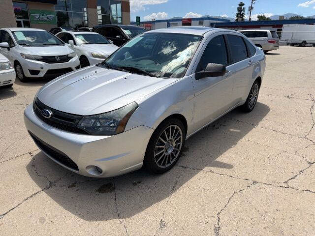 2010 Ford Focus SES's photo