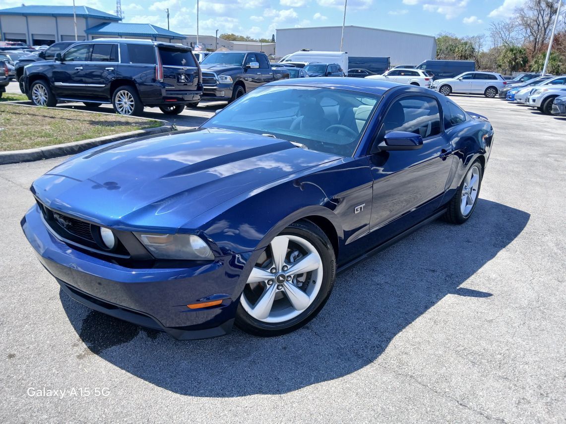 2010 Ford Mustang GT Coupe 2D