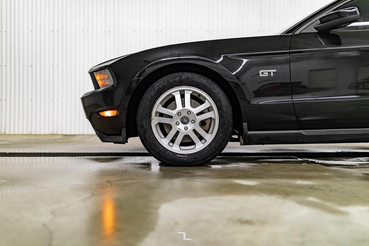 2010 Ford Mustang GT Leather Nav BCam Red Deer AB