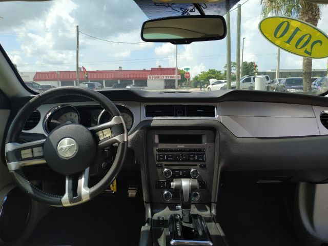2010 Ford Mustang V6 Coupe Sarasota FL