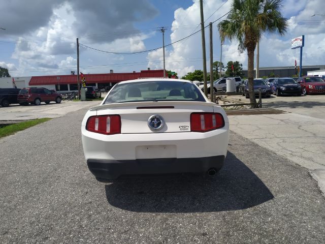 2010 Ford Mustang V6 Coupe Sarasota FL