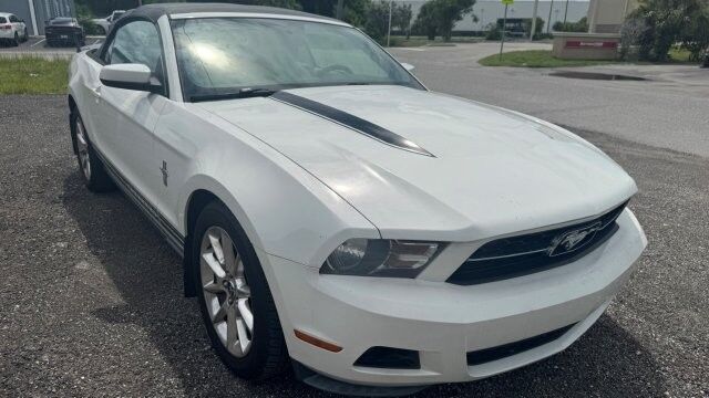 2010 Ford Mustang V6 Premium