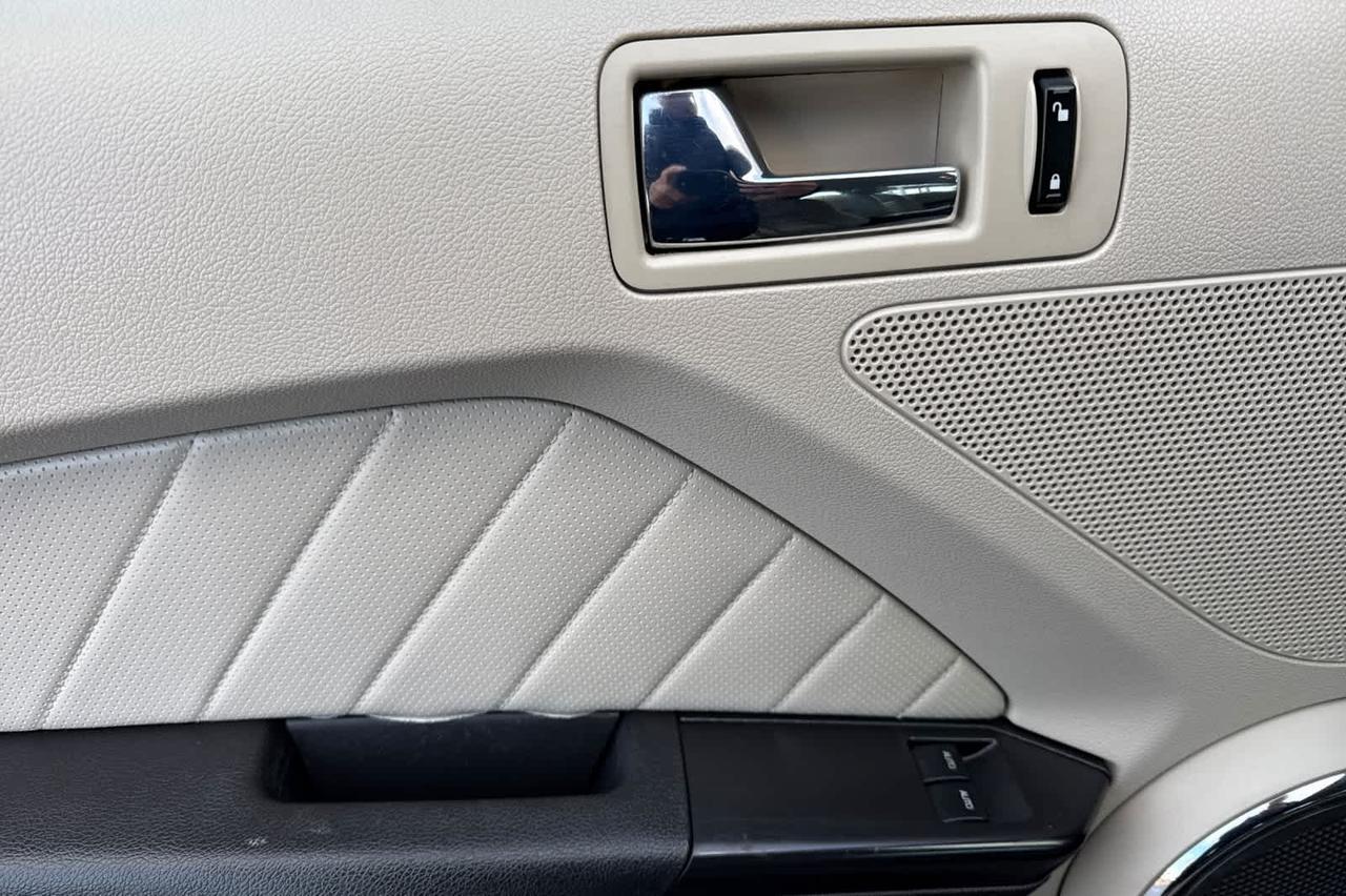 2010 Ford Mustang V6 Roseville CA