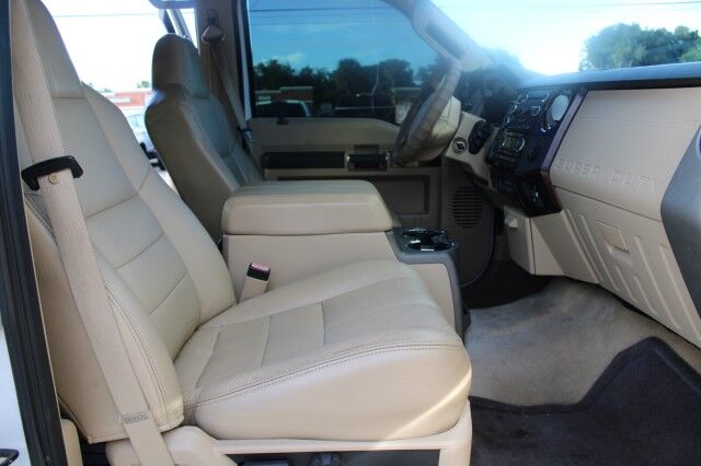 2010 Ford Super Duty CREW CAB LARIATF-350 SRW LARIAT 4X4