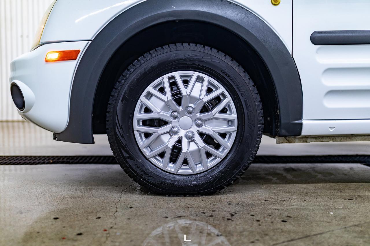 2010 Ford Transit Connect XLT Cargo Van 4 Passenger Red Deer AB