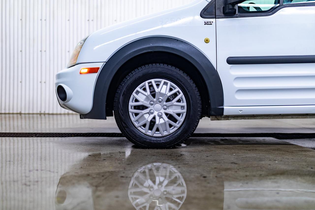 2010 Ford Transit Connect XLT Cargo Van 4 Passenger Red Deer AB