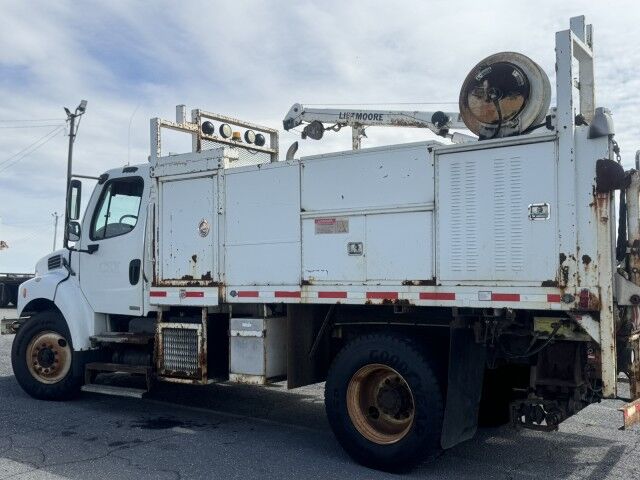 2010 Freightliner Liftmoore Crane Truck
