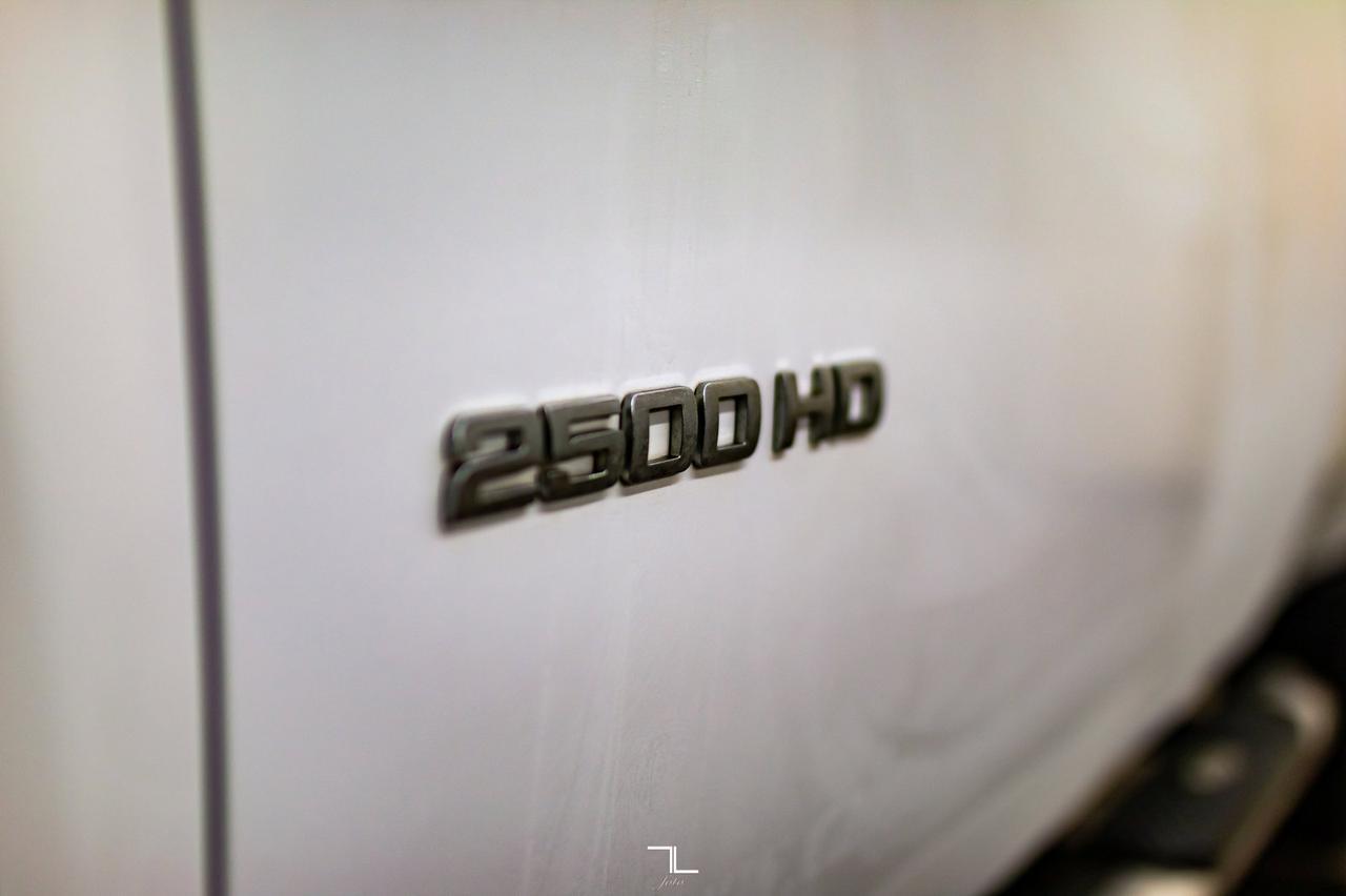 2010 GMC Sierra 2500HD 4x4 Ext Cab WT Red Deer AB