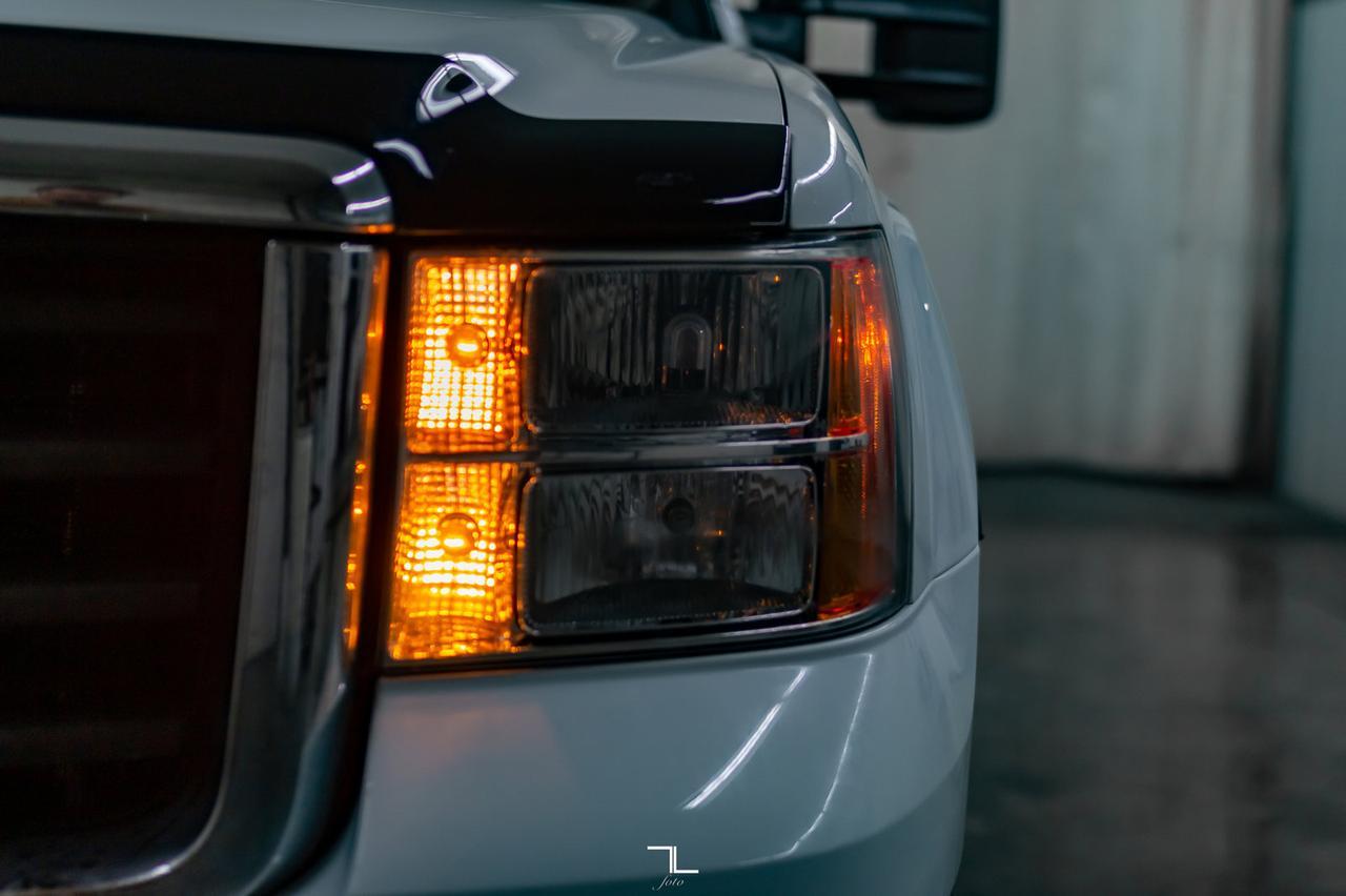 2010 GMC Sierra 2500HD 4x4 Ext Cab WT Red Deer AB