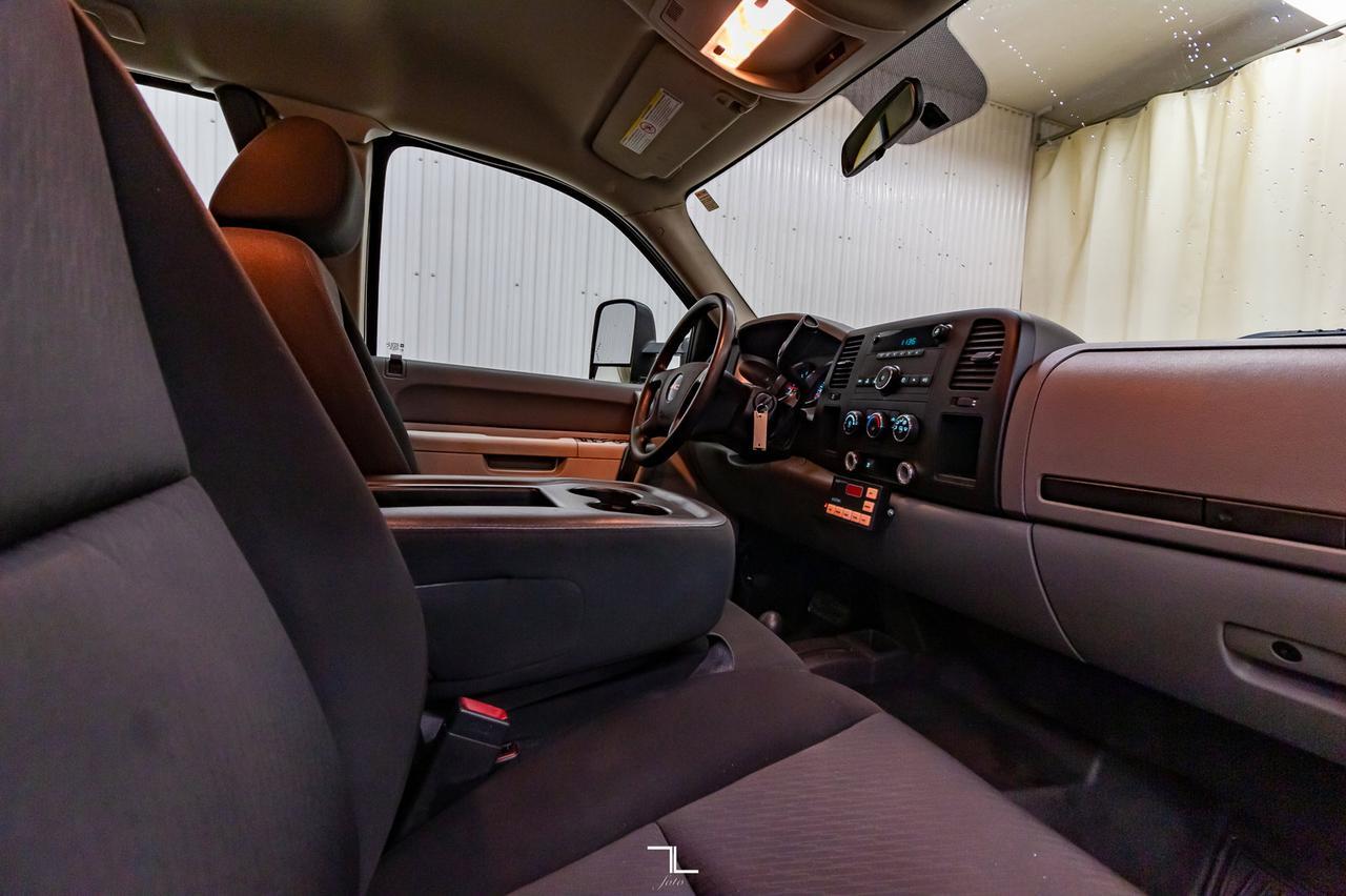 2010 GMC Sierra 2500HD 4x4 Ext Cab WT Red Deer AB