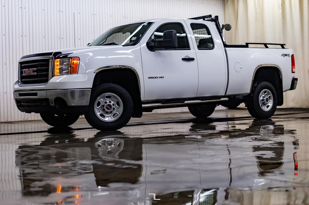 2010 GMC Sierra 2500HD 4x4 Ext Cab WT Red Deer AB