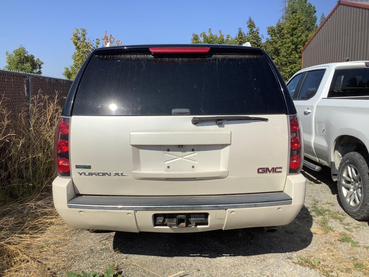 2010 GMC Yukon XL 1500 Denali Hayden ID