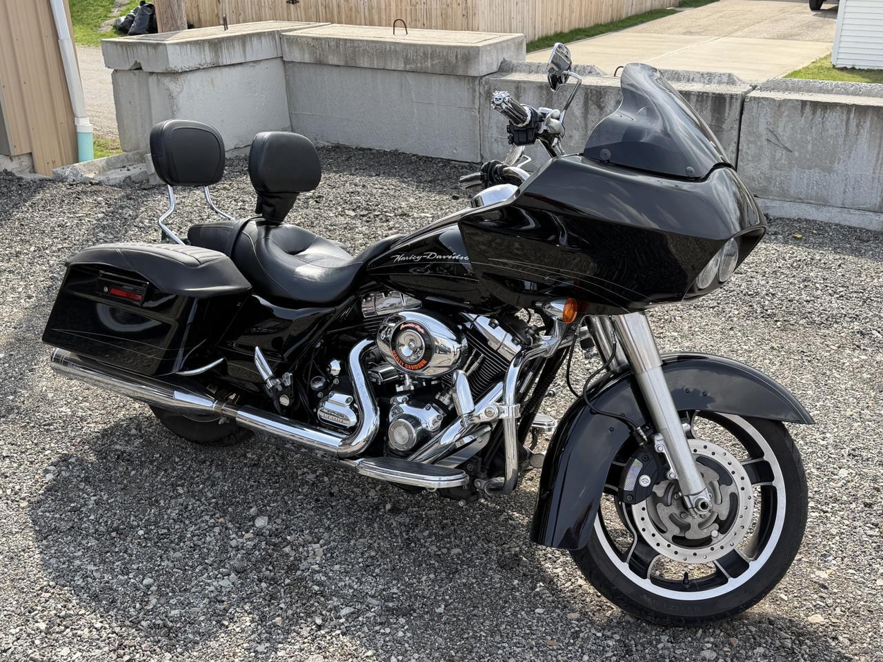 2010 HARLEY-DAVIDSON FLTRX ROAD GLIDE