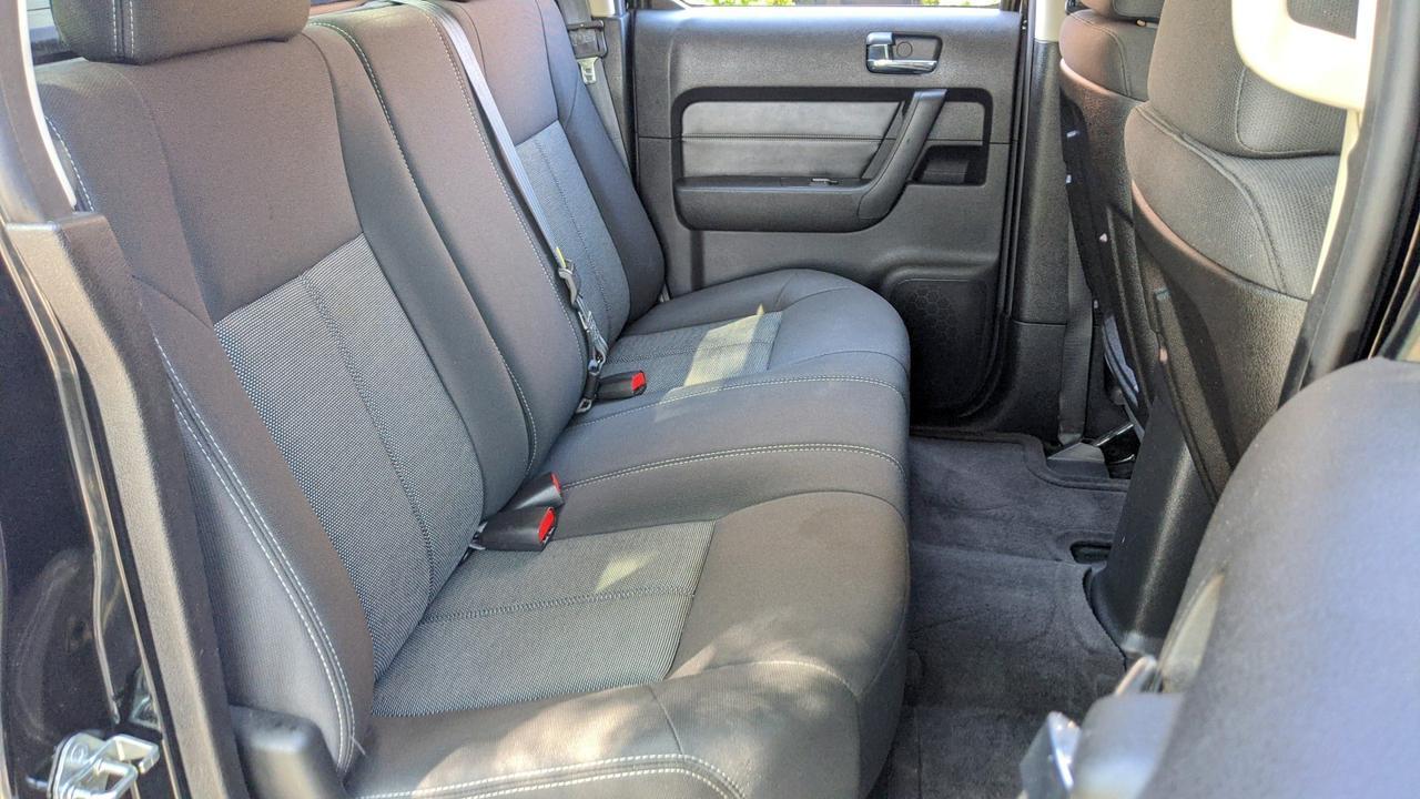 2010 HUMMER H3T  Glendale Heights IL