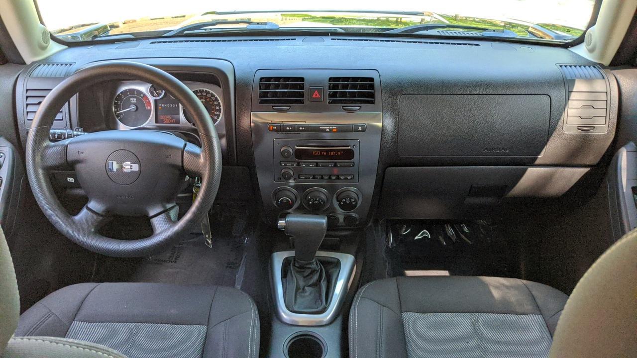 2010 HUMMER H3T  Glendale Heights IL