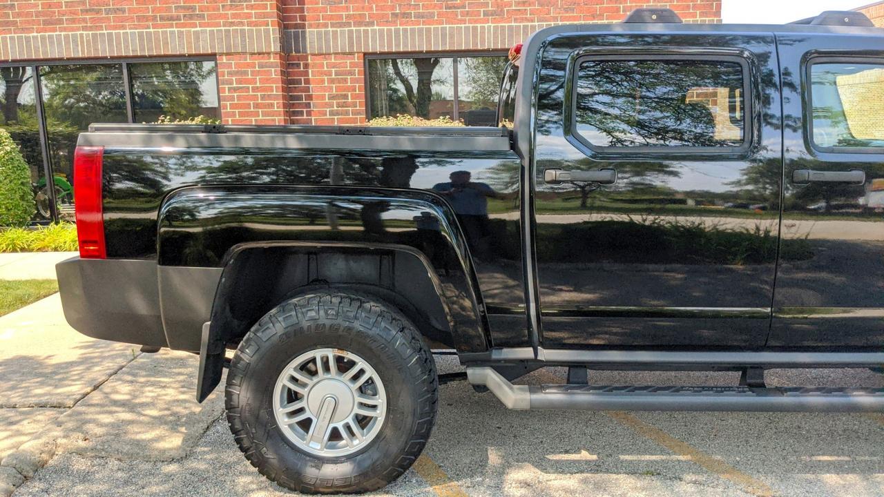 2010 HUMMER H3T  Glendale Heights IL