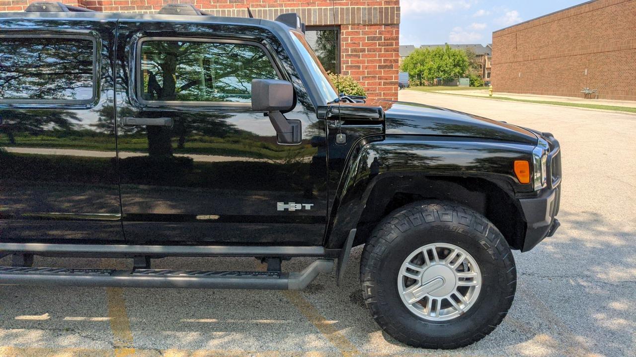 2010 HUMMER H3T  Glendale Heights IL
