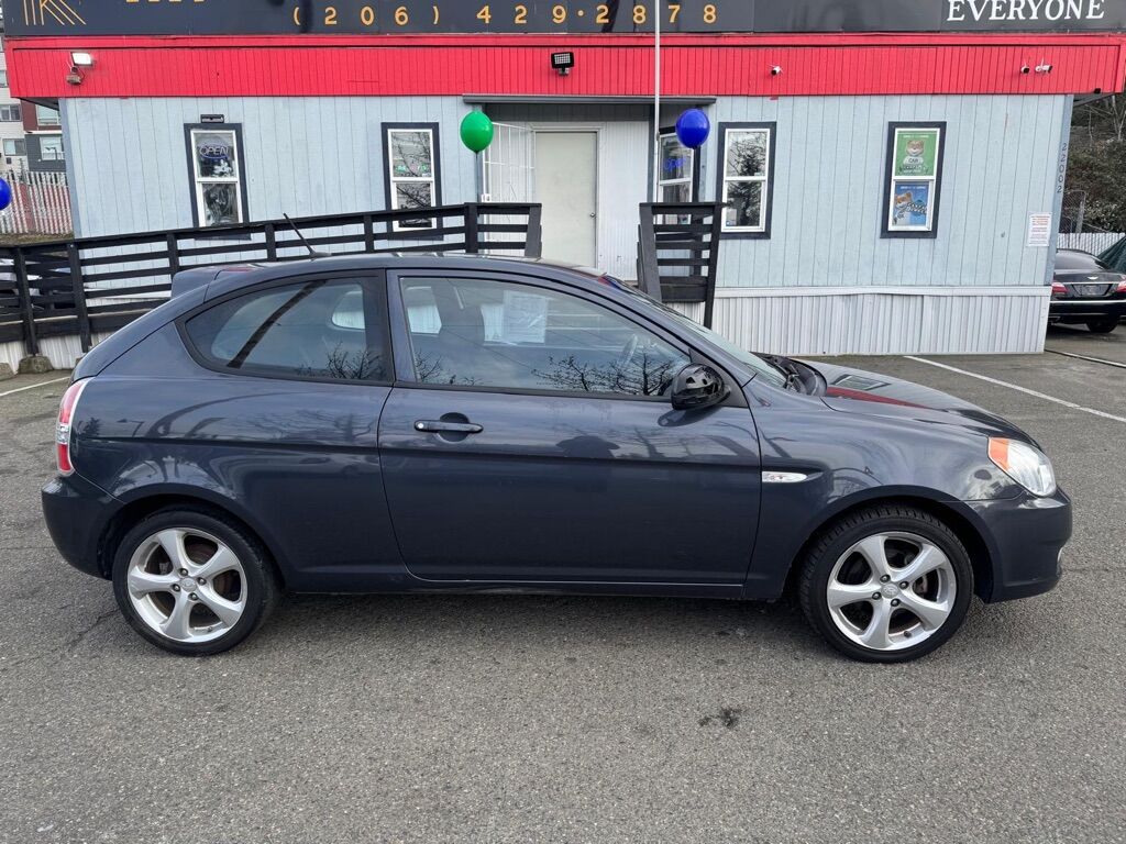 2010 HYUNDAI ACCENT SE Des Moines WA
