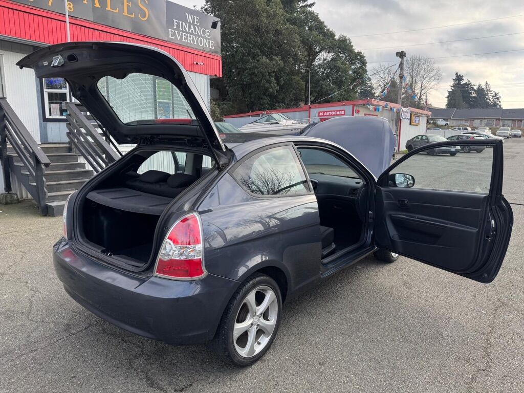 2010 HYUNDAI ACCENT SE Des Moines WA