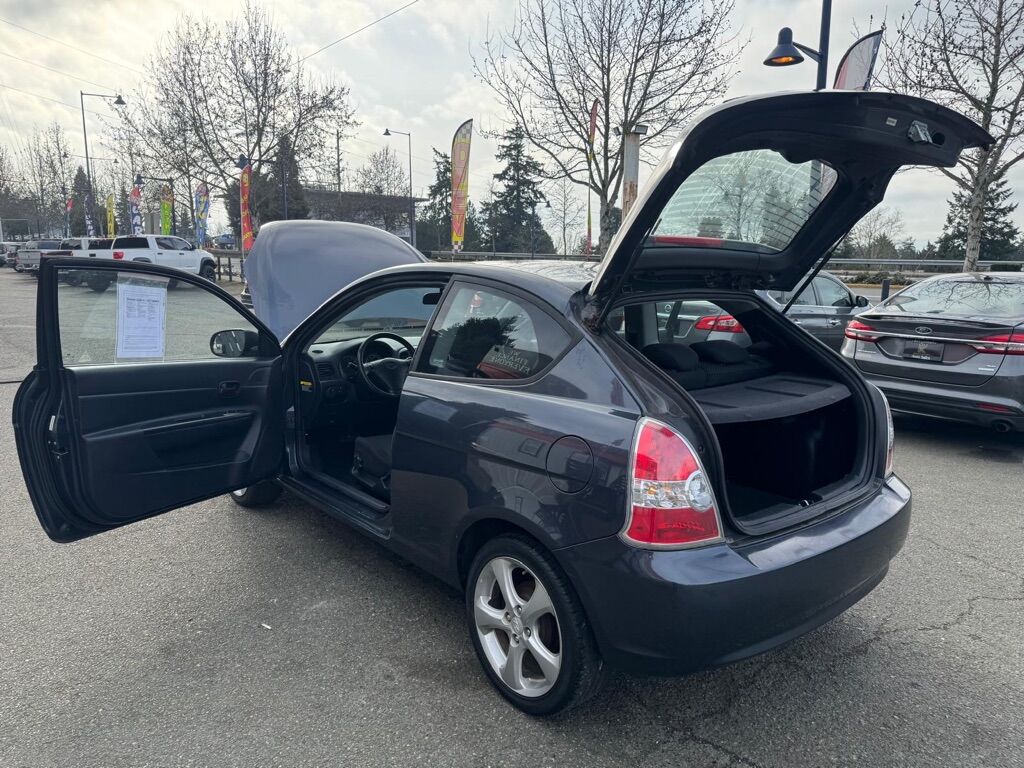 2010 HYUNDAI ACCENT SE Des Moines WA