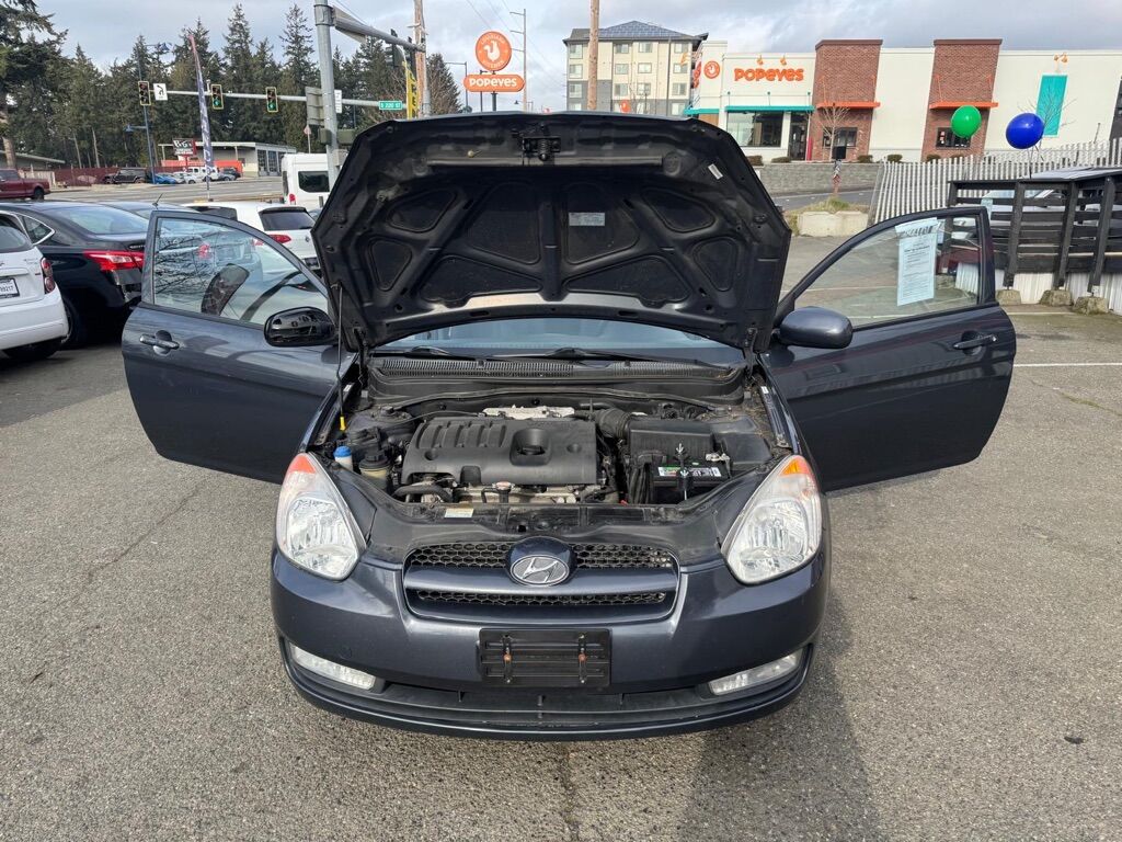 2010 HYUNDAI ACCENT SE Des Moines WA